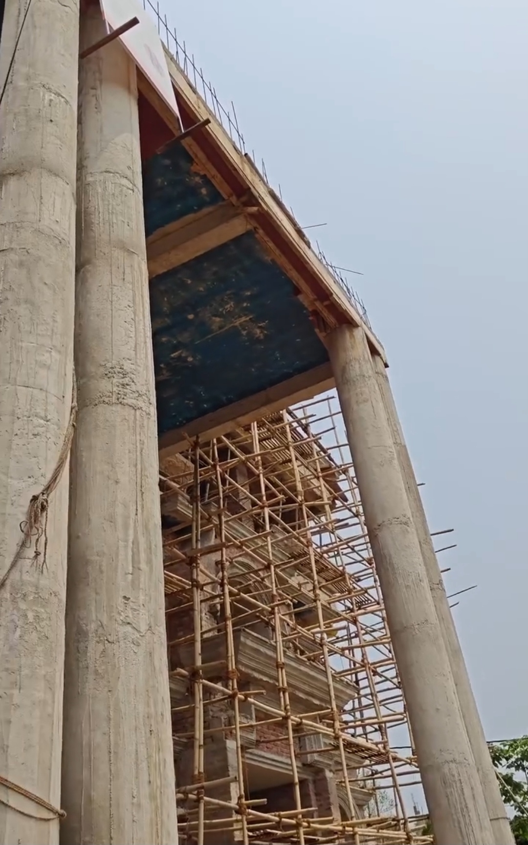 Tuliram Ronghangs building video