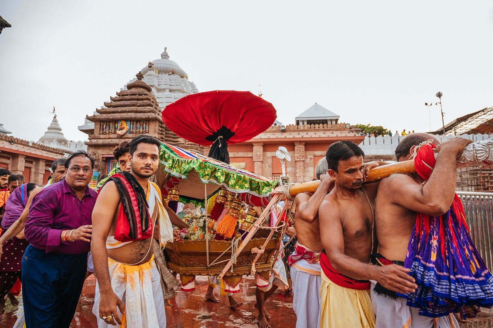 Chandan Yatra Of Lord Jagannath: When The Lords Step Out Of Temple in Puri To Indulge In Water Sports