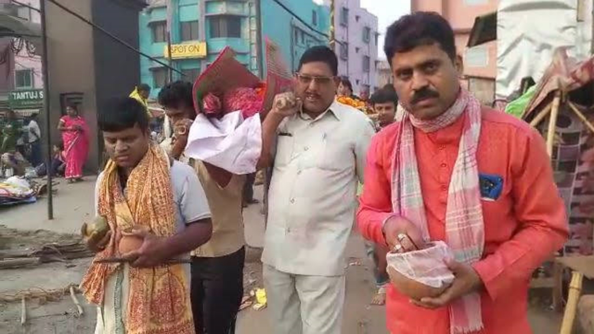 Cremating The Forgotten: Meet Odisha's Humanitarian Hero Badri Mishra