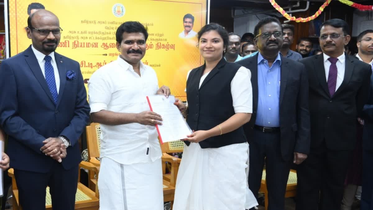 நிகழ்ச்சியில் அமைச்சர் நிர்மல் குமார்