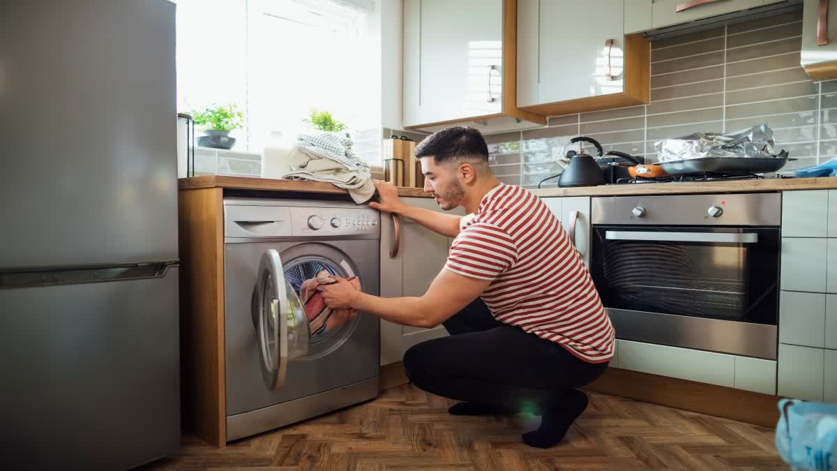 WASHING CLOTHES GUIDE FOR BEGINNERS  LAUNDRY TIPS AND TRICKS  TIPS FOR WASHING CLOTHES  ಬಟ್ಟೆ ಬಣ್ಣ ಮಾಸದಂತೆ ತಡೆಯುವುದು ಹೇಗೆ