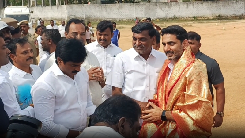 ஆந்திர அமைச்சர் நாரா லோகேஷை வரவேற்ற கே.சி.வீரமணி