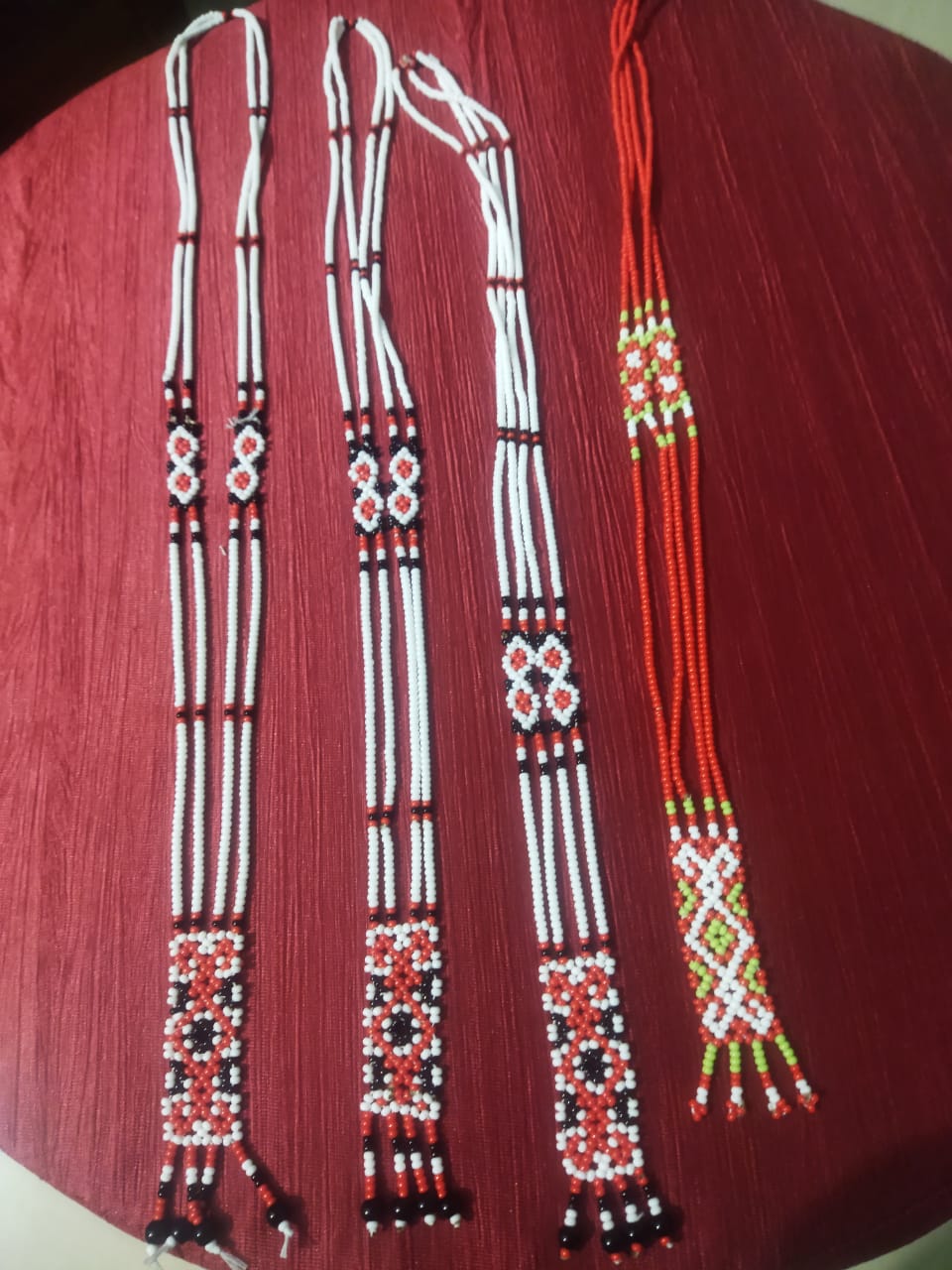 Juri Rajkumari has become self-reliant by doing business with handmade jewelry