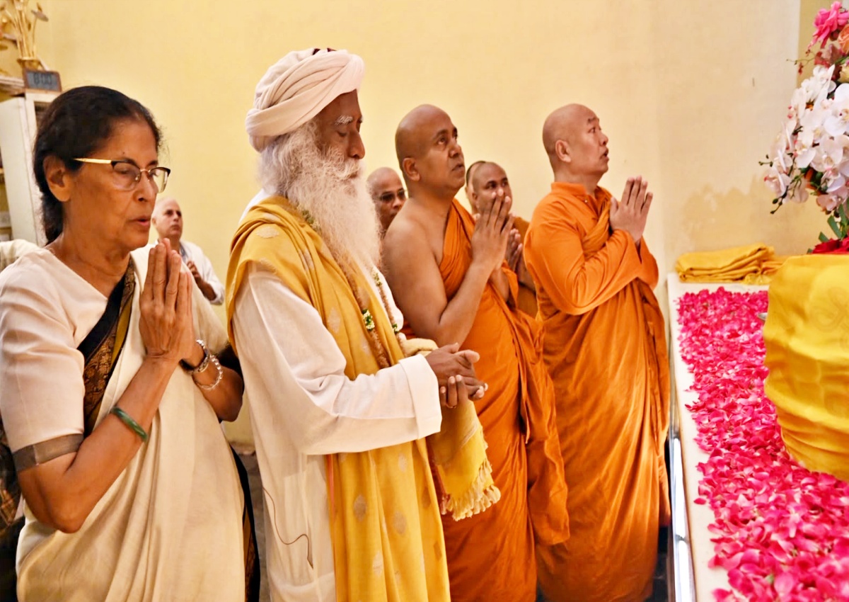 SADHGURU JAGGI VASUDEV