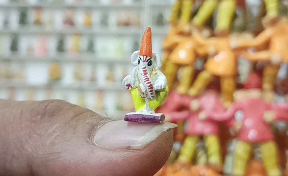43,500 Miniature Ganesha Idols in 30 Years: Maharashtra Artist's Devotion to Craft and Faith