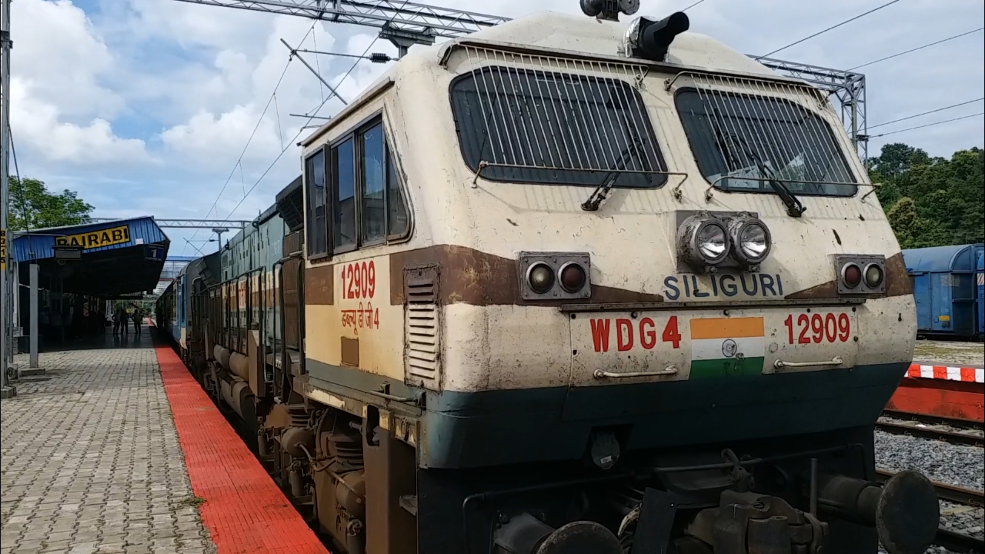 असम से मिजोरम जाने के लिए ट्रेन से बइरबी तक का सफर करना पड़ता है.