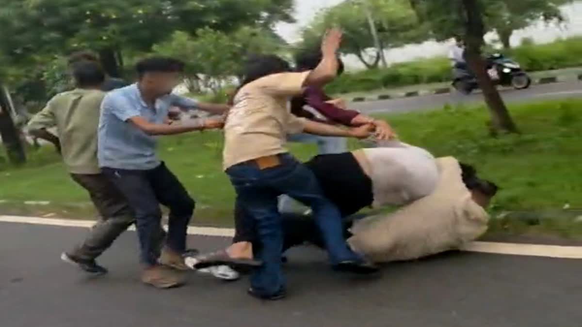 Haridwar Youth Group Fight