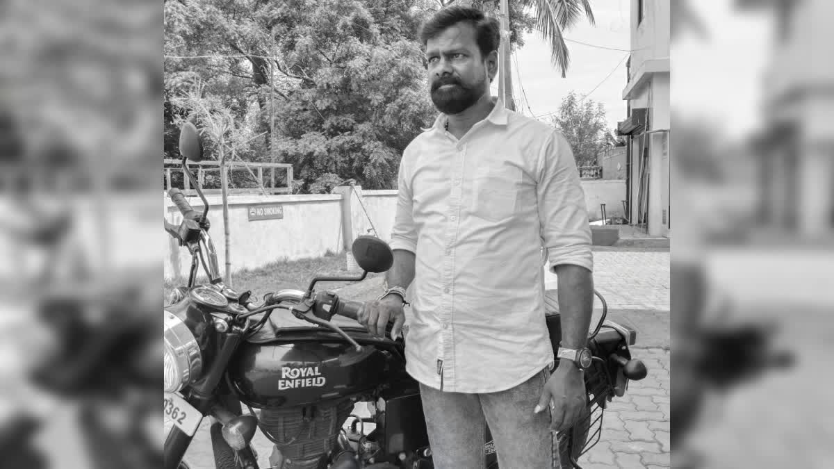 கொலை செய்யப்பட்ட அன்பழகன்