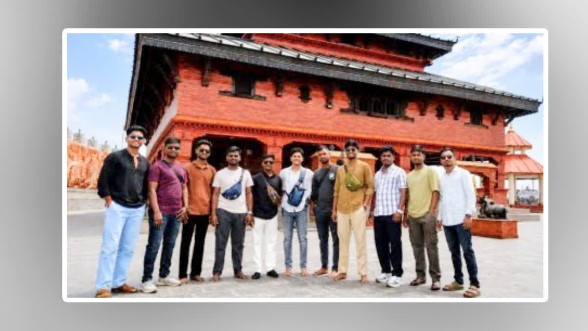 Nashik tourists stranded in Nepal floods are safe.