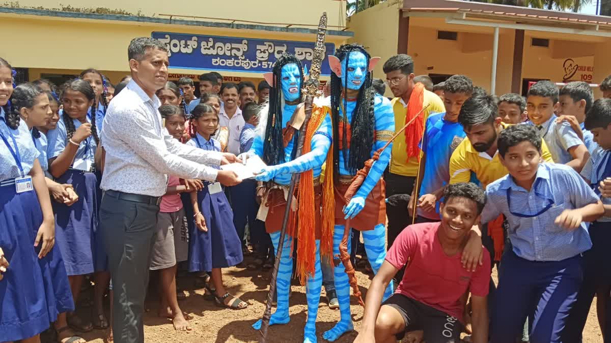 ಸಮಾಜಸೇವಕ ರವಿ ಕಟಪಾಡಿ