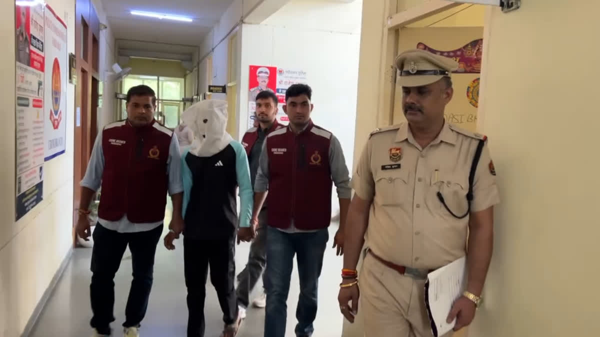 Faridabad delivery boy entered house in Greenfield Colony and robbed women