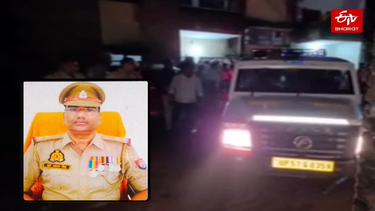 वाल्टरगंज थाना प्रभारी का शव मिला.