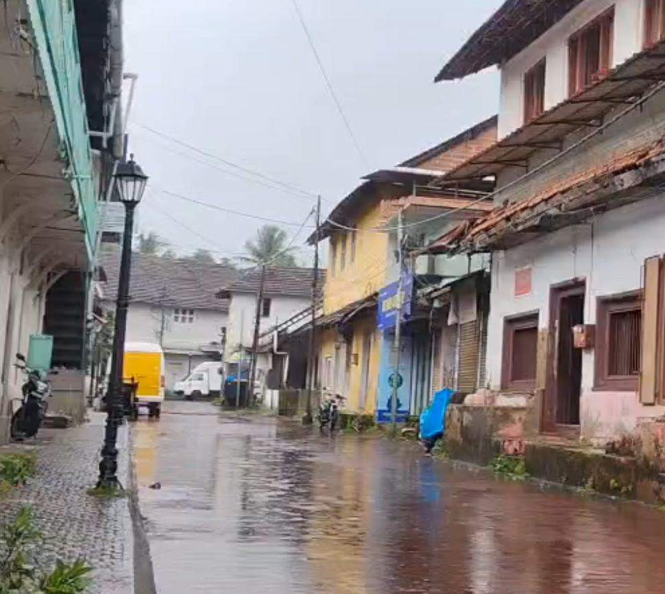 THALASSERY DISTRICT  തലശേരി ജില്ലാ രൂപീകരണം  KANNUR DISTRICT DIVISION  KANNUR THALASSERY