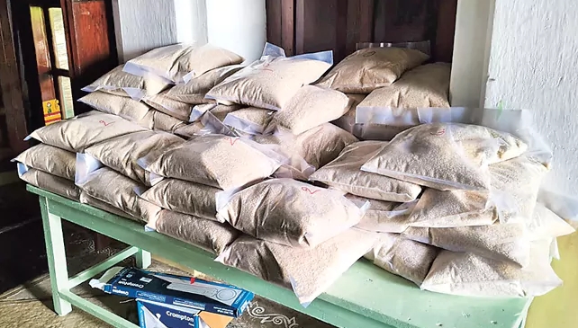 5 kg rice packets ready for sale