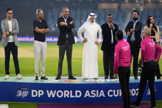why indian cricket team refused to accept asia cup 2025 trophy