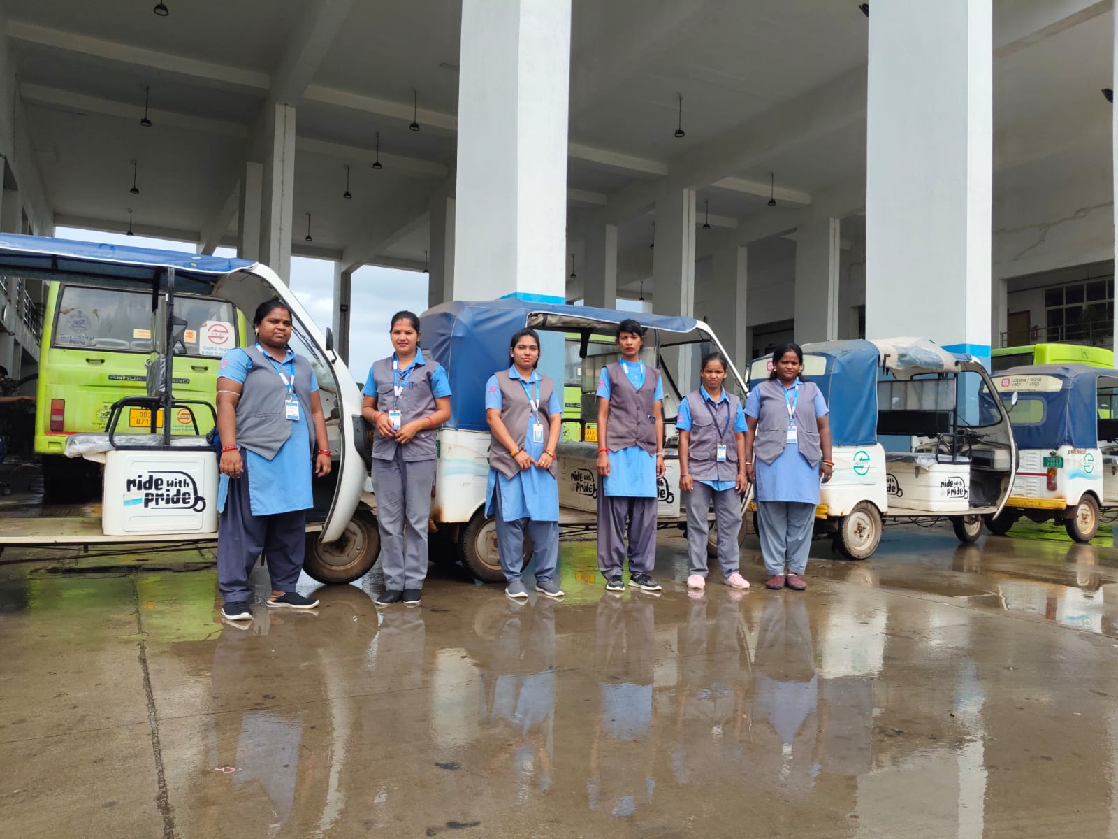 WOMENS WORKING SHAKTI AUTO DRIVER