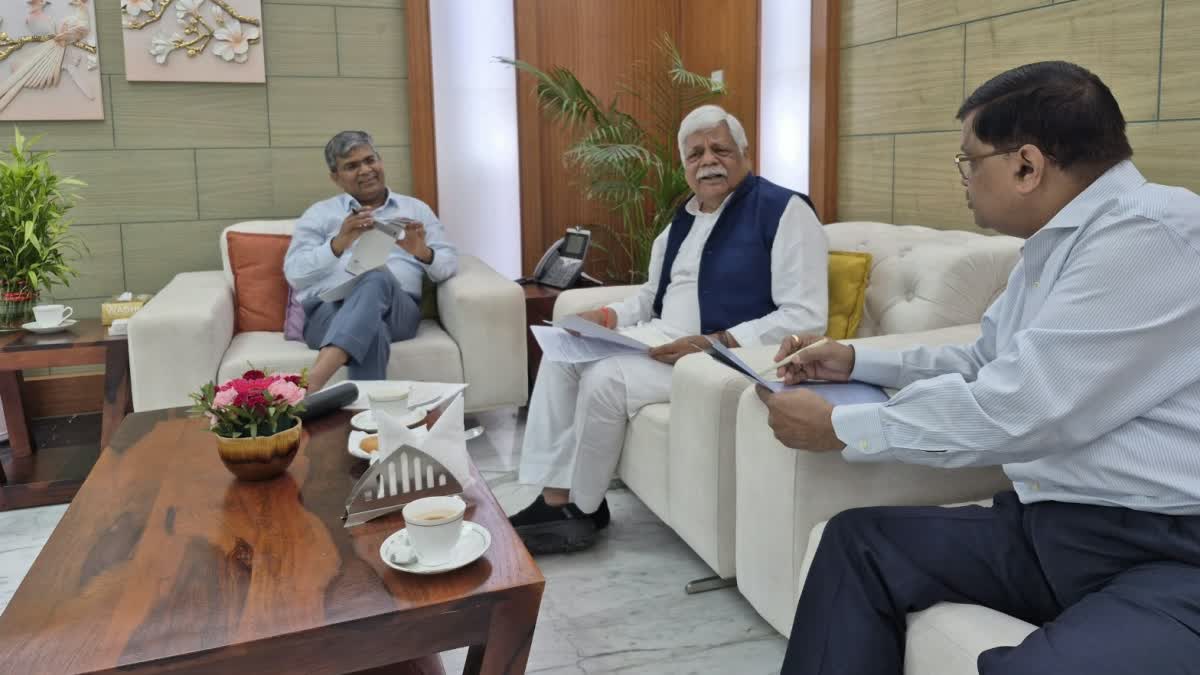 palamu-mp-vishnu-dayal-ram-meeting-with-nhai-chairman