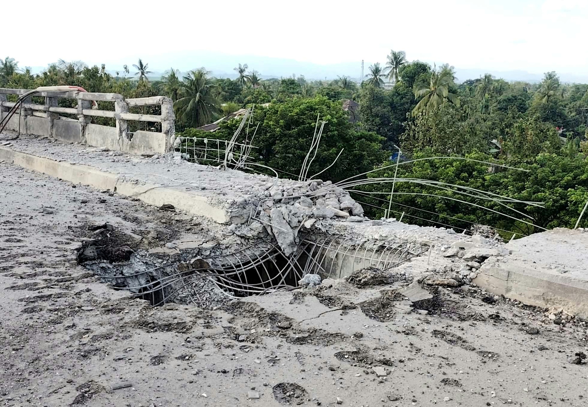 airstrike near market in myanmar rakhine state kills several people, Urdu News