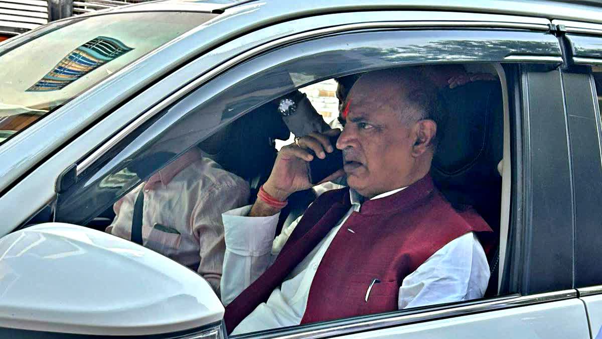 चुनाव प्रचार के दौरान NDA कैंडिडेट के काफिले पर हमला, रोड़ेबाजी में MLA  अनिल कुमार जख्मी