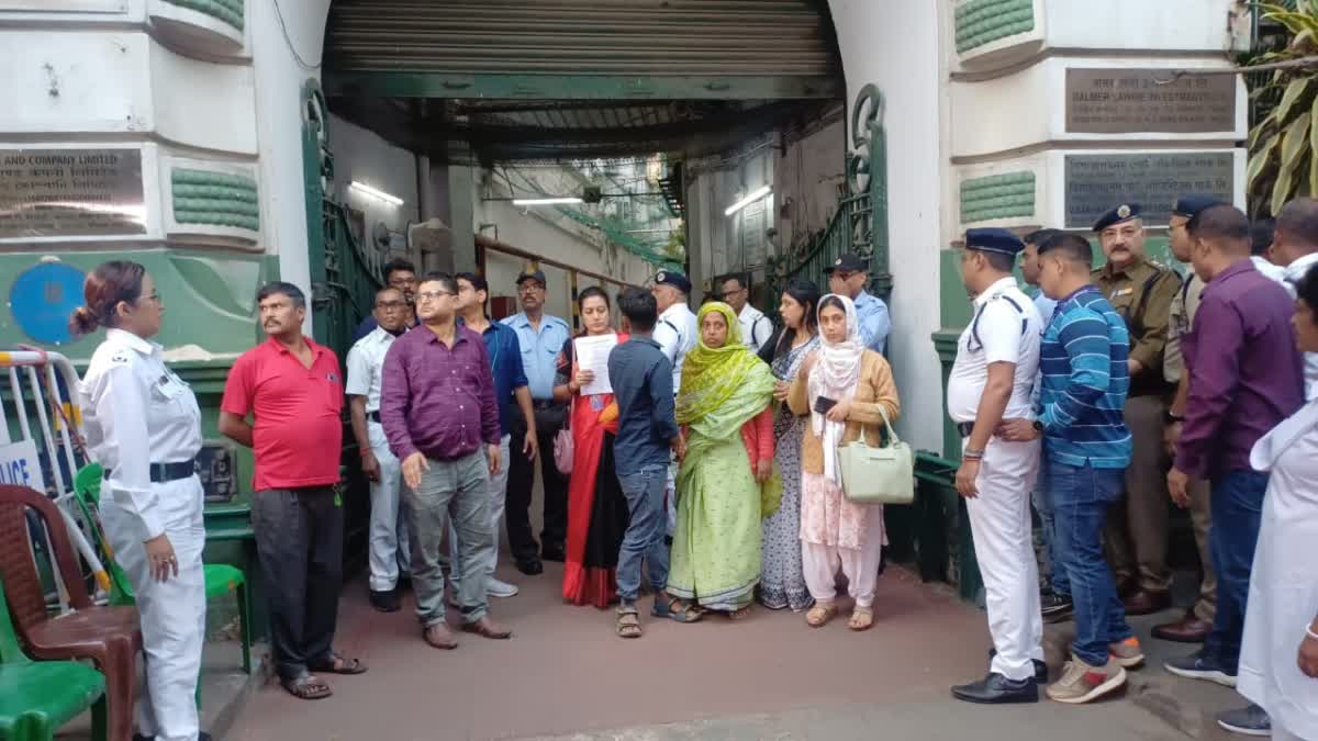 BLO PROTEST AT CEO OFFICE