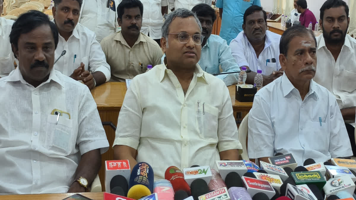 செங்கோட்டையன் கருத்துக்களை தவெகவினர் ஏற்பார்களா? - எம்.பி கார்த்தி சிதம்பரம் கேள்வி