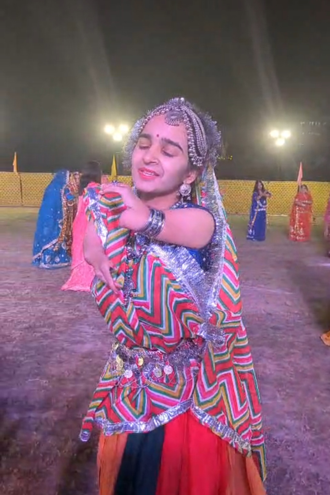 Born Without Hands, Udaipur's 20-Year-Old Diya Shrimali Stuns Marudhara Ghoomar Festival