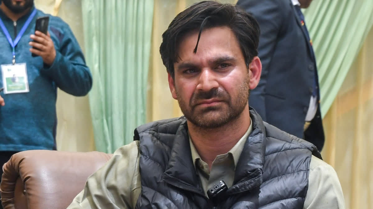 پی ڈی پی ایم ایل اے وحید پرہ