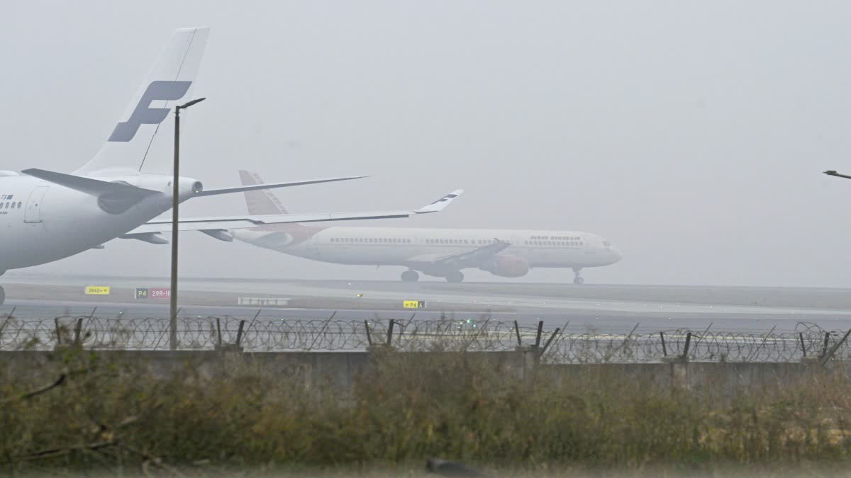 FLIGHTS CANCEL DUE TO FOG