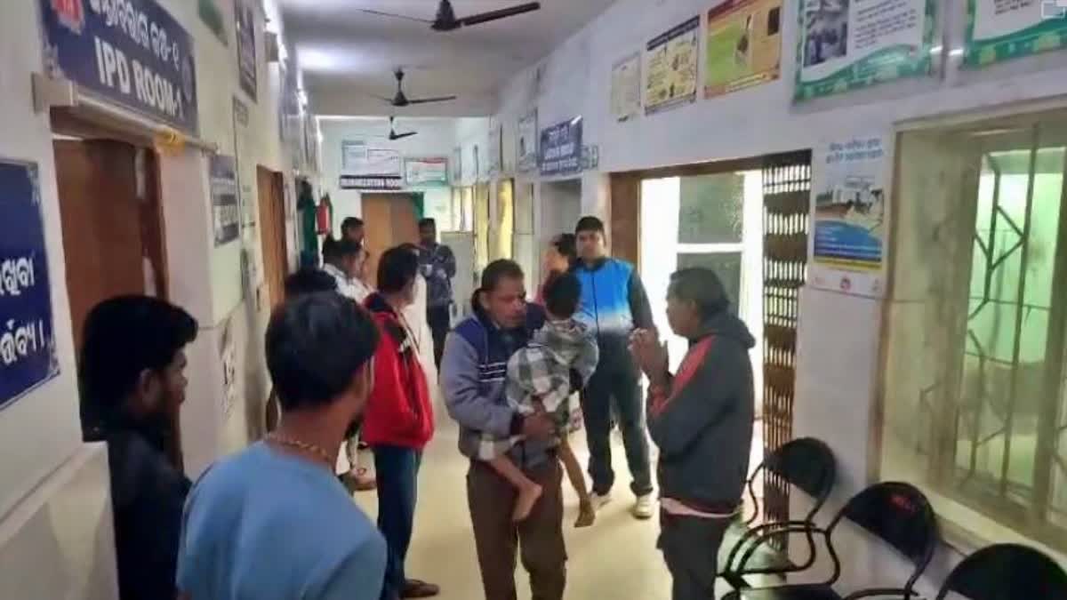 5 year old boy guards dead father unconscious mother all night inside forest in deogarh