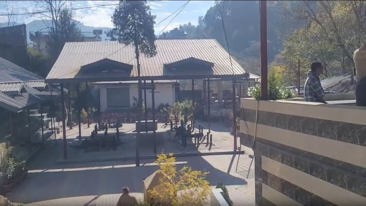 Days after the ashes of a deceased woman disappeared from a locker at the crematorium at Chambaghat in Himachal Pradesh's Solan, police analyzed footage of CCTV installed in the area and rejected claims of theft and said it was in fact, an oversight.