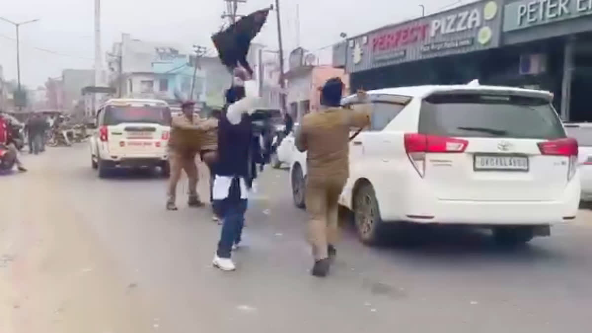 AJAY BHATT BLACK FLAGS SHOW