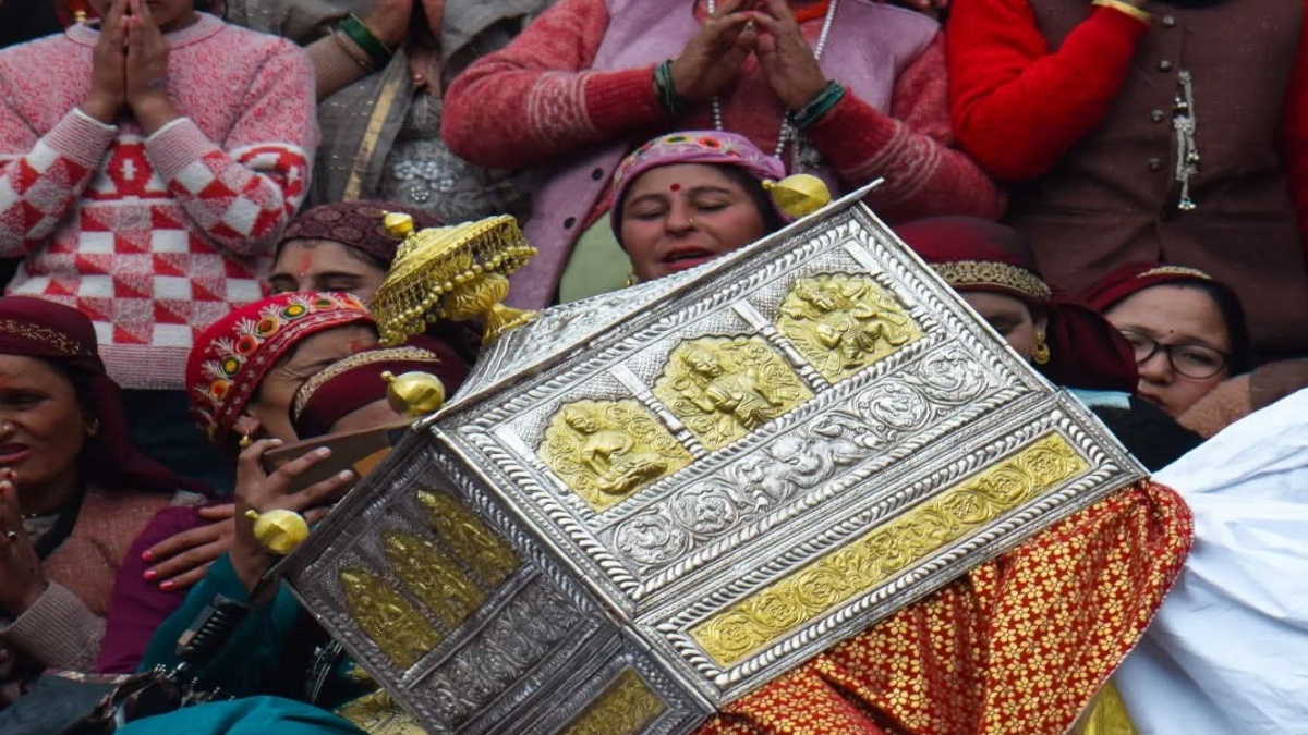 सिरमौर पहुंचे चालदा महाराज