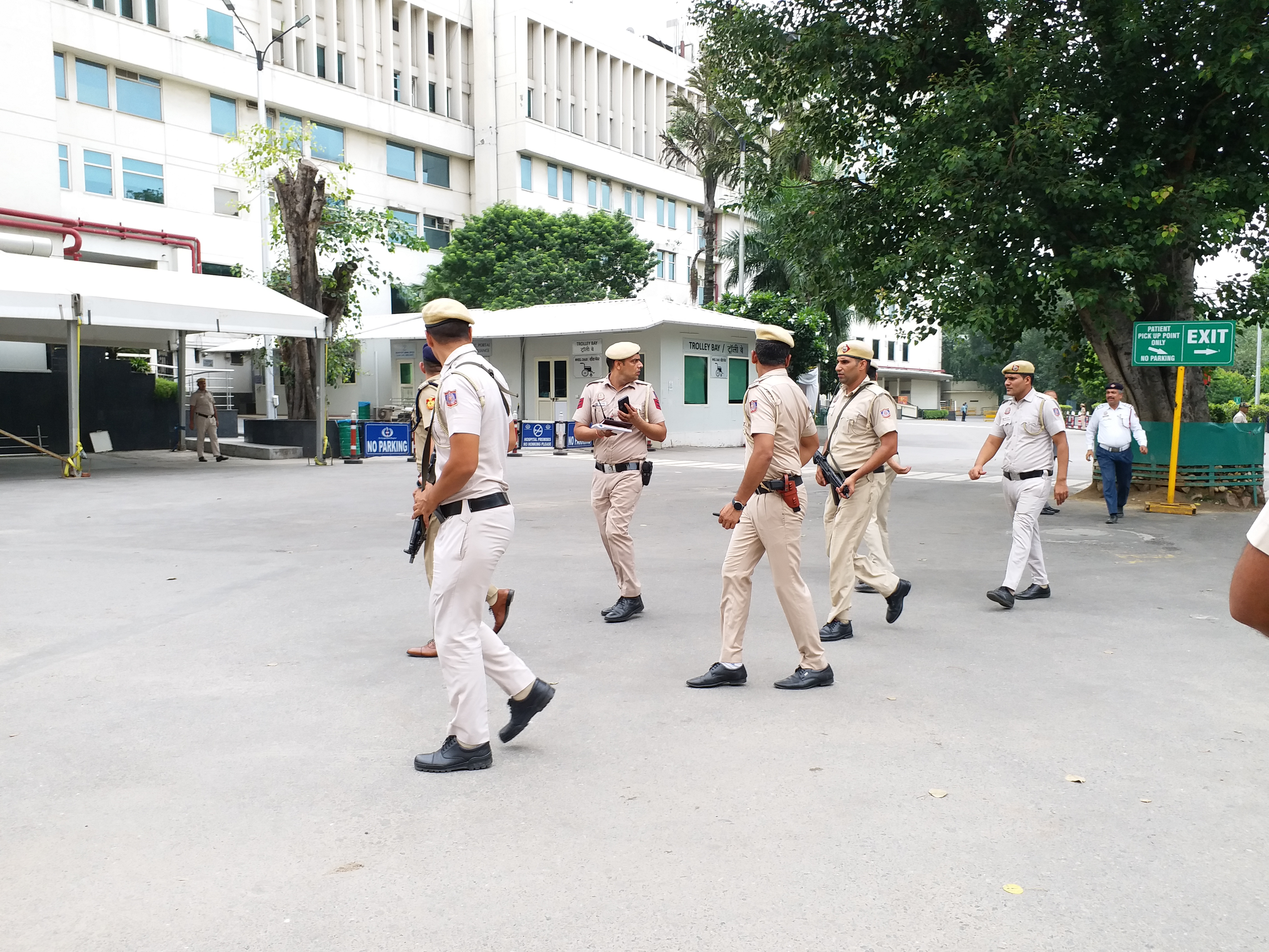 delhi crime year ender 2025 from terrorism to crime in delhi strict police action and shocking incidents Urdu News