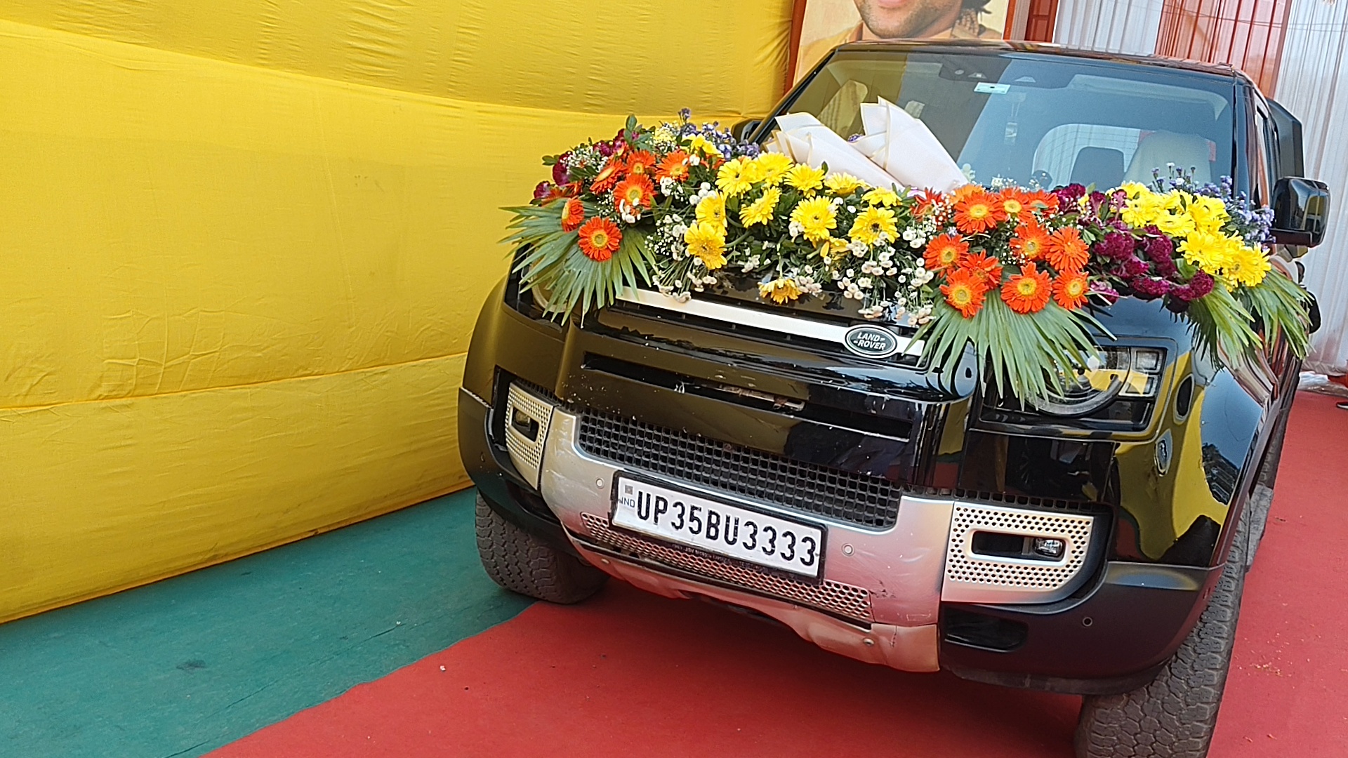 dhirendra shastri Accident