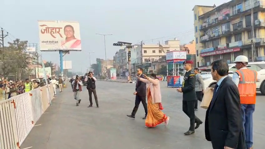 President Murmu broke protocol