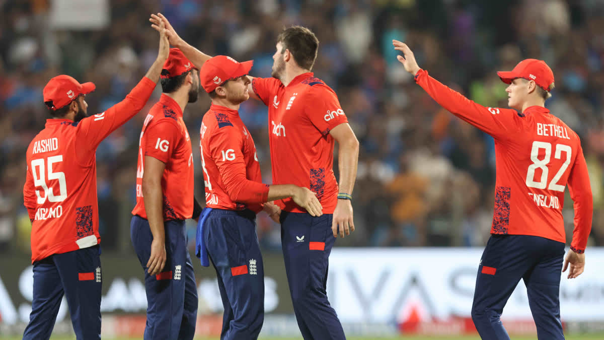 இங்கிலாந்து பிளேயிங் லெவன் அறிவிப்பு: ஜோஃப்ரா ஆர்ச்சருக்கு இடம்