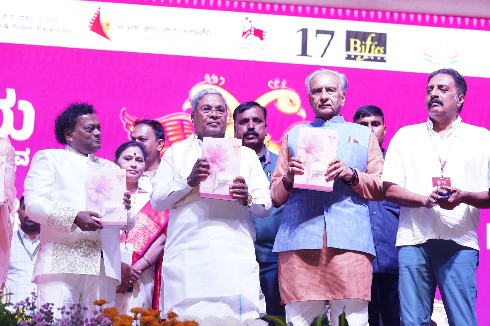 cinema-should-show-the-reality-of-society-cm-siddaramaiah