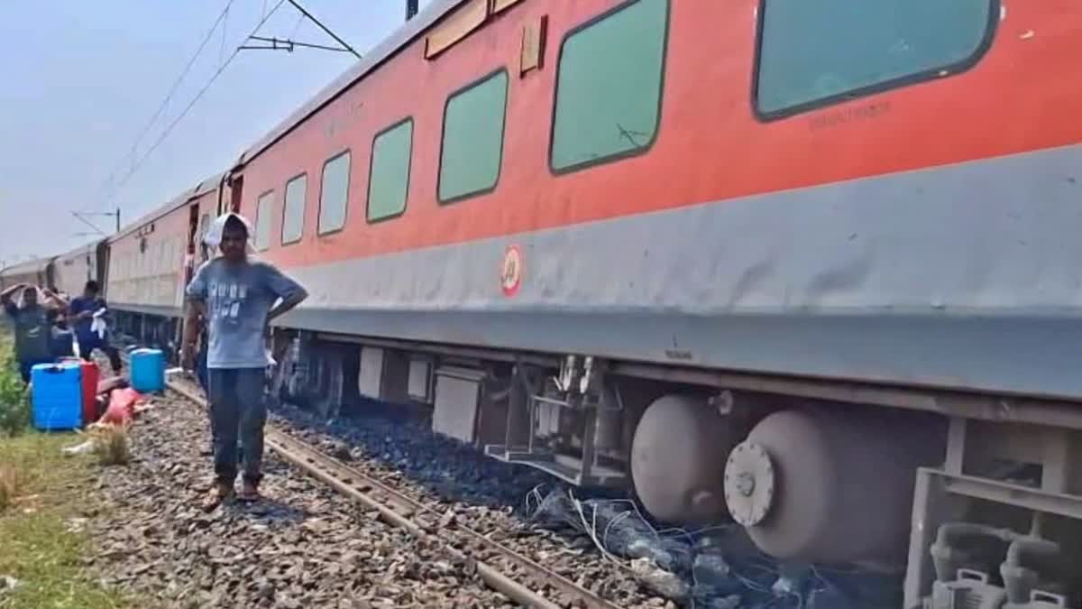 Train derailed near Nergundi Station