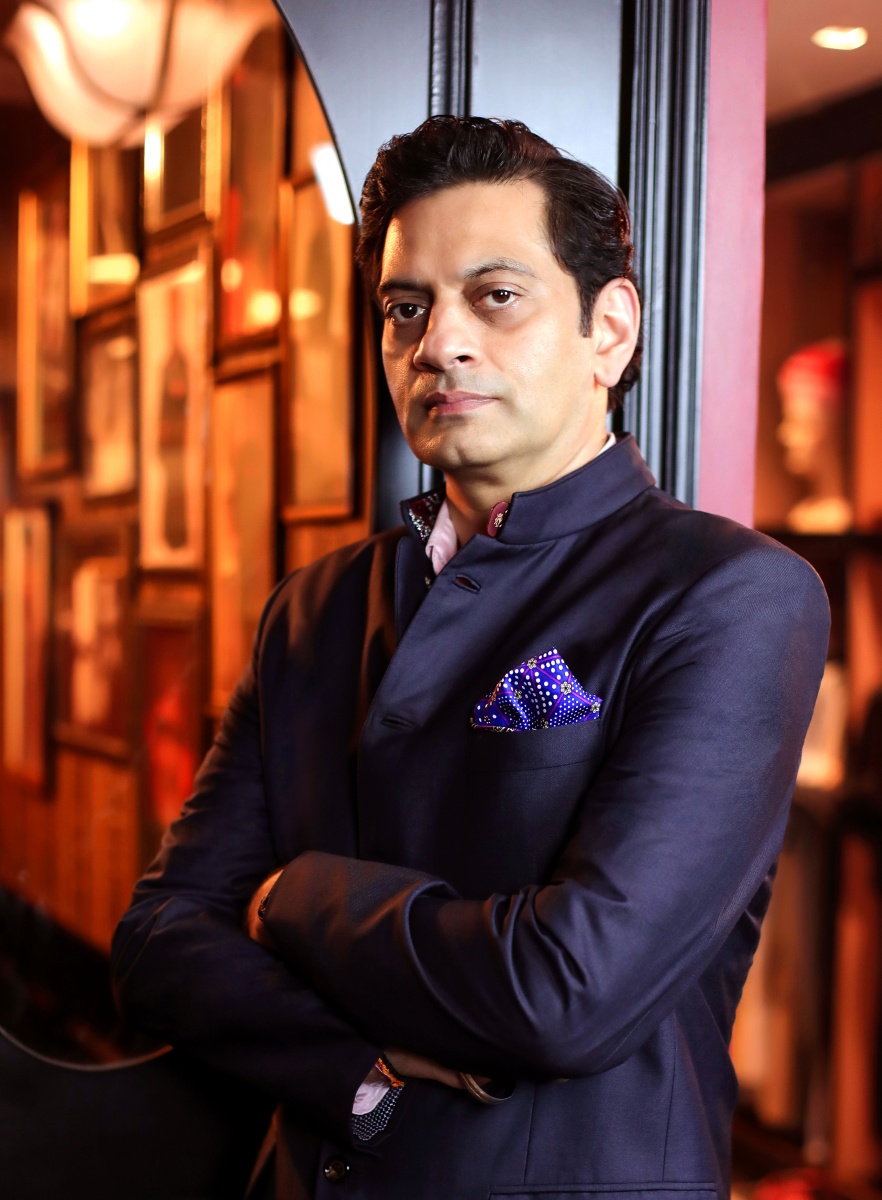 Top designer Raghavendra Rathore
