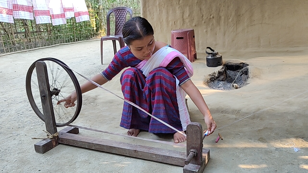 Preparations for Rongali Bihu in Tinsukia, weavers are busy weaving Bihuwan