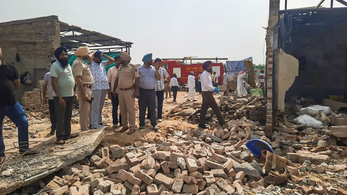 5 Killed, Several Injured In Blast At Firecracker Factory In Punjab's Sri Muktsar Sahib 4 Killed, Several Injured In Blast At Firecracker Factory In Punjab's Sri Muktsar Sahib