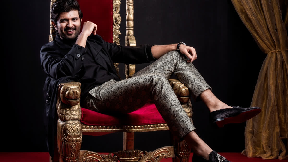 Inside Vijay Deverakonda’s Elegant And Inviting Hyderabad Bungalow: Check Pictures Vijay Deverakonda lives in his plush bungalow in Hyderabad with his parents