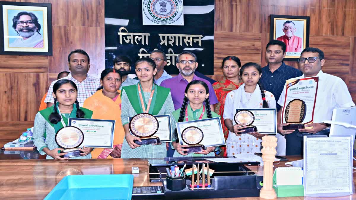 Opportunity to get admission in CM School of Excellence in Giridih