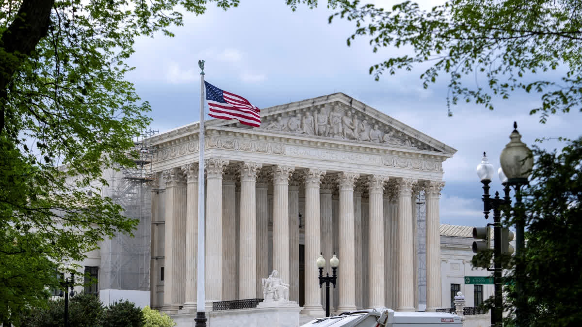 Supreme Court Lets Trump End Humanitarian Parole For 500,000 People From 4 Countries