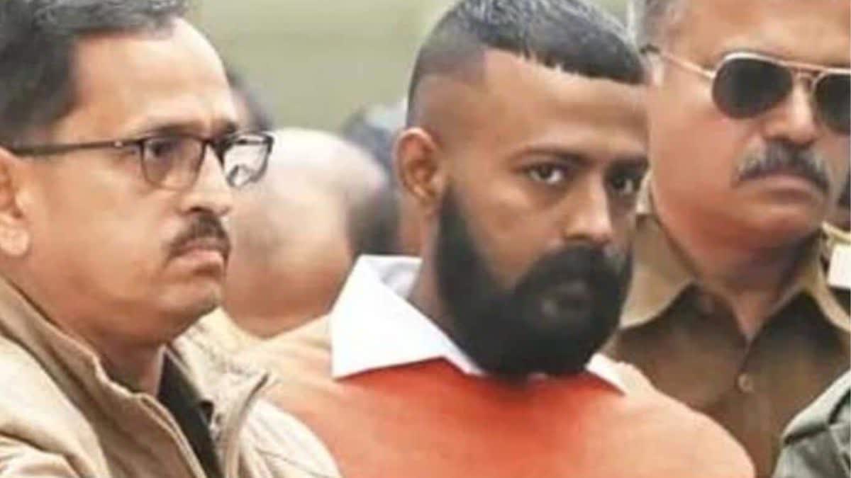 सुकेश चंद्रशेखर