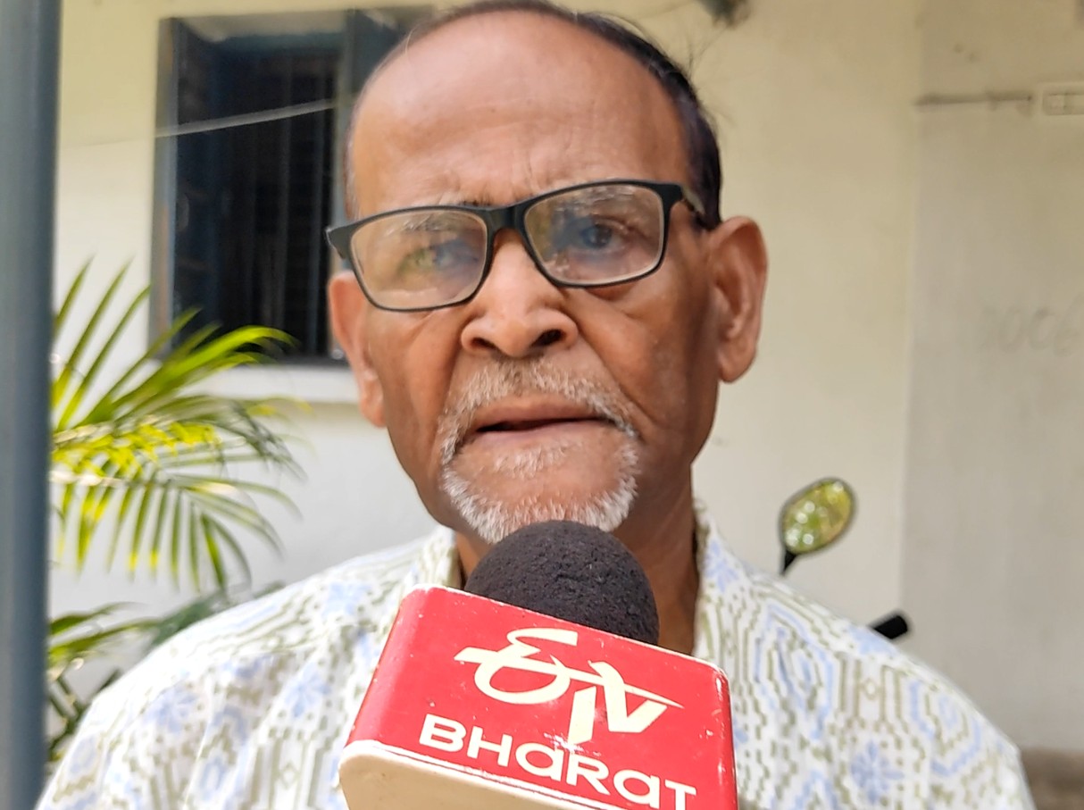 political analyst Rabi das