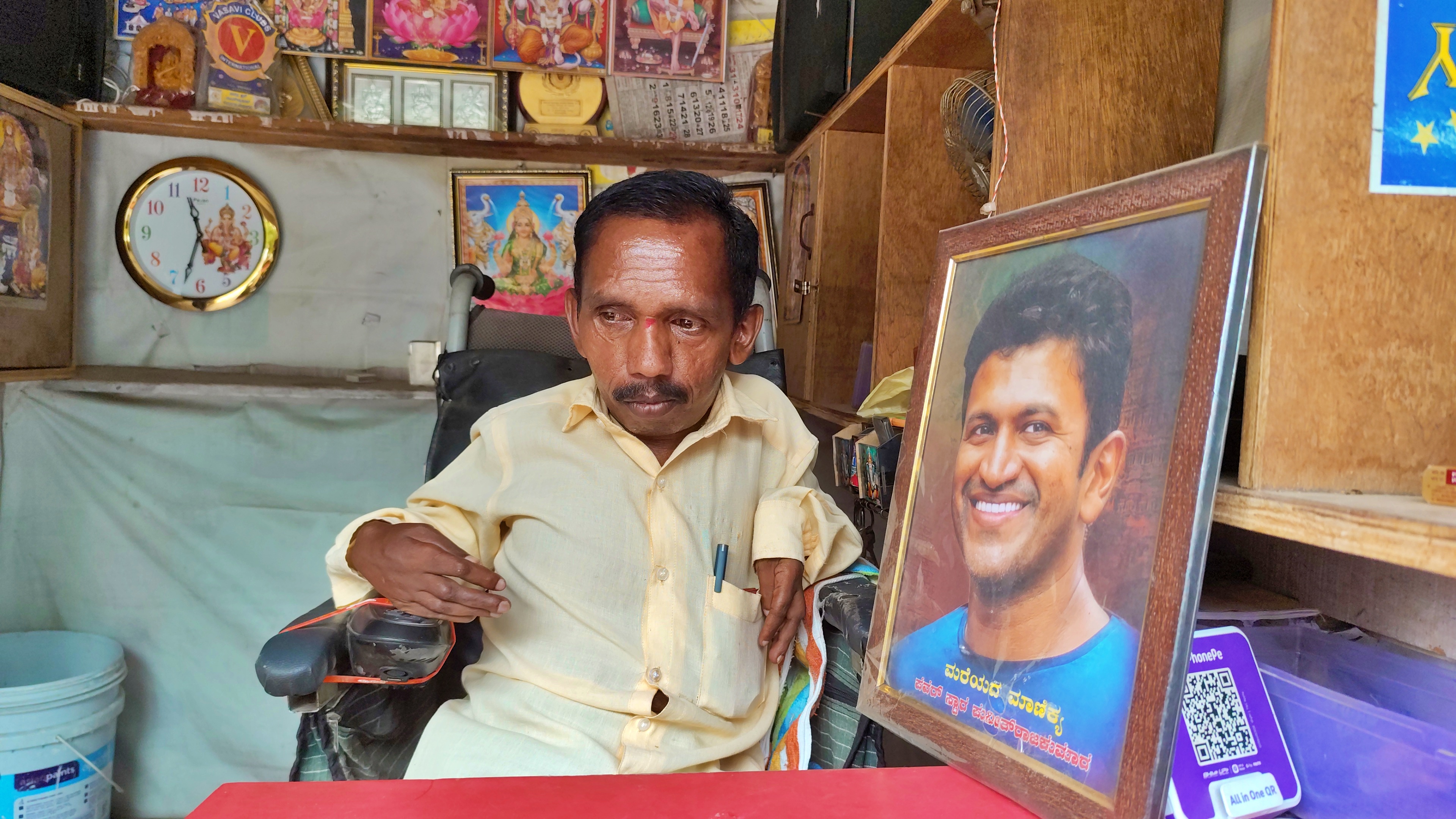 DAVANAGERE  DONORS  ವಿಕಲಚೇತನ ವೆಂಕಟ ಸುರೇಶ್  STRUGGLE LIFE