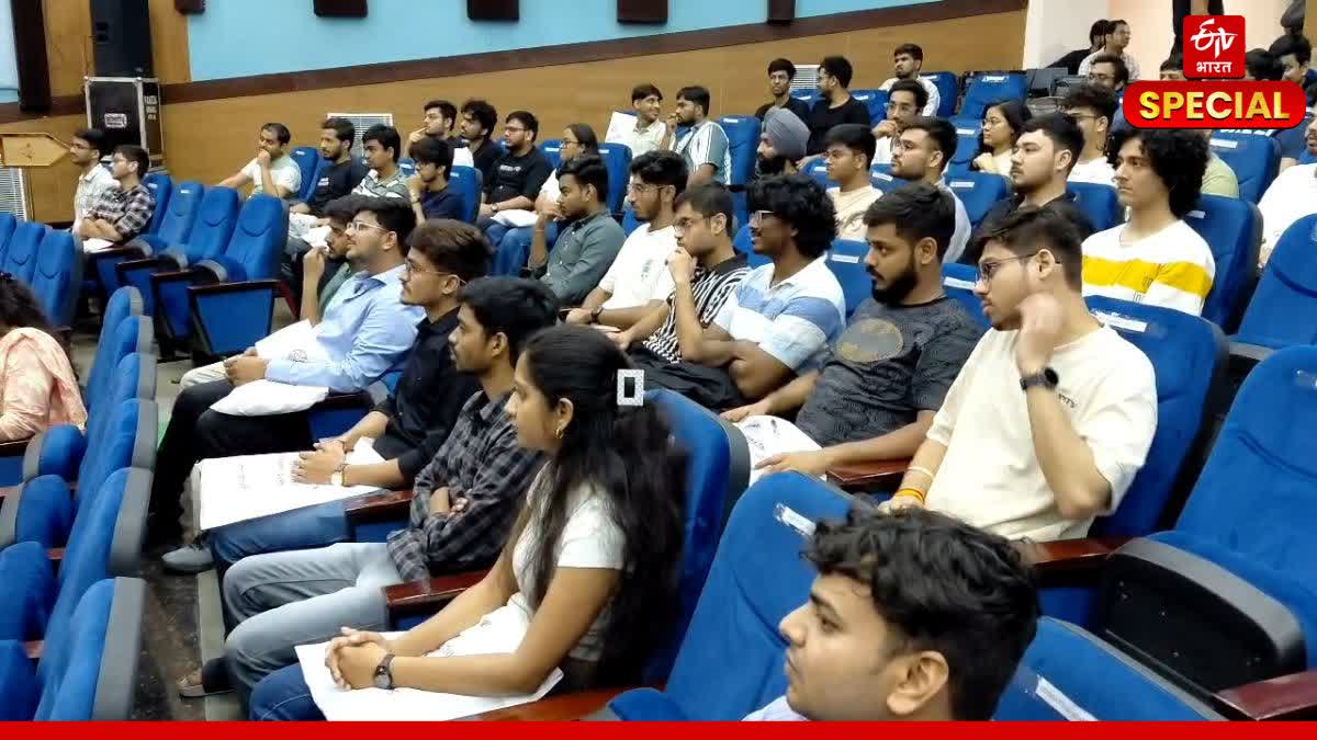 IIIT कोटा के छात्र