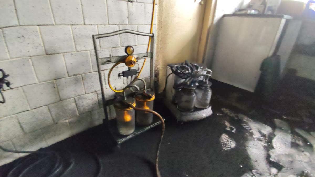 OXYGEN CYLINDER EXPLOSION