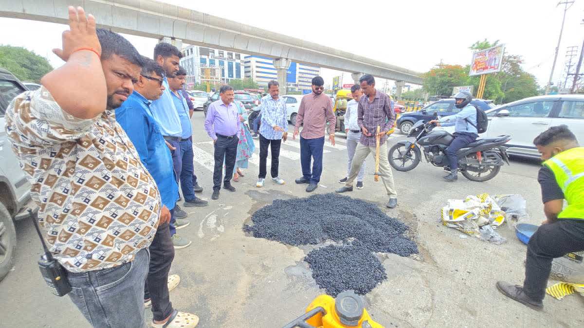 INDORE NAGAR NIGAM ROAD REPAIR